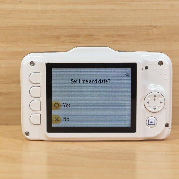 Nikon Coolpix S31 10.1 MP / Waterproof Digital Camera / White / Tested - Picture 2 of 6